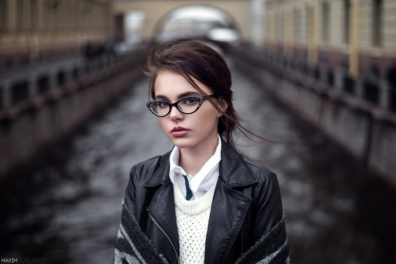 1080P, Glasses, Brunette, Model, Oktyabrina Maximova, Woman, Women, Brown Eyes, Bokeh