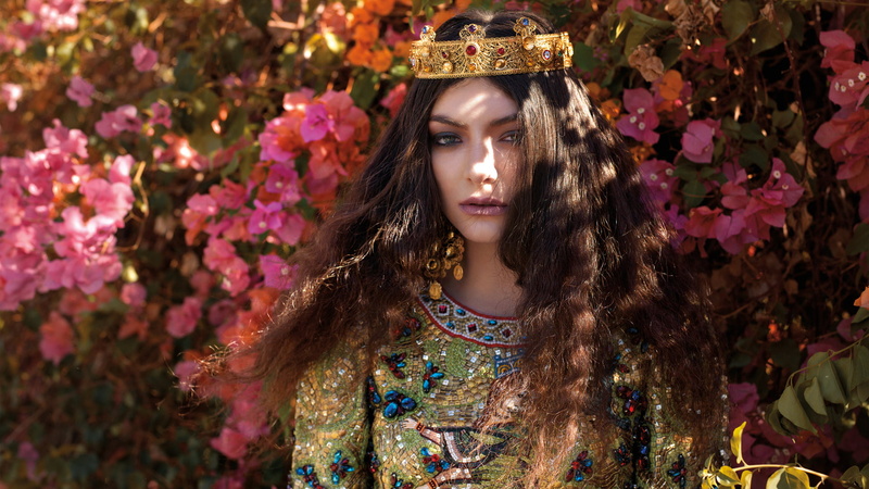 portrait, 1080P, fashion, hairstyle, hair, young adult, front view, flowering plant, jewelry, women, flower, crown, springtime, looking at viewer, headshot