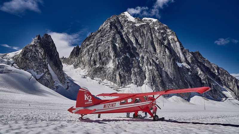 snow, mountain, denali airport, alaska, airport, highland, airplane, aviation, winter, crag, denali, red airplane, 4K