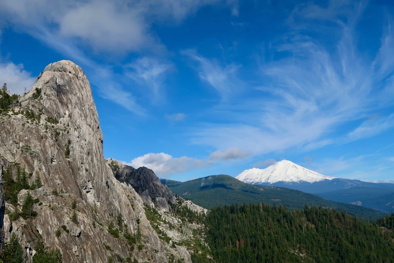 non-urban scene, tranquil scene, blue, idyllic, environment, formation, mountain peak, scenics - nature, cloud - sky, snow, mountains, plant, day, castle crags