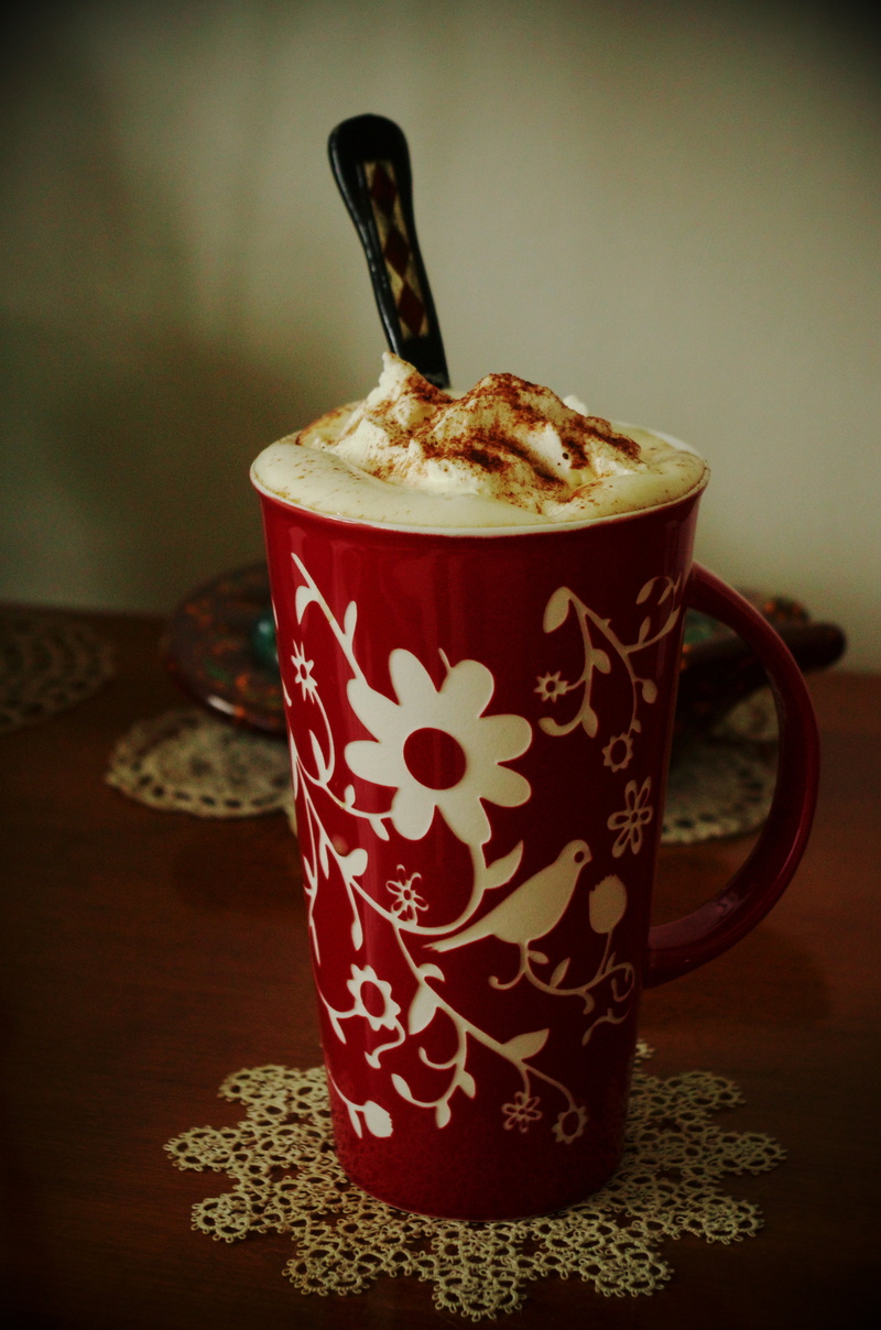 doily, close-up, drink, indoors, no people, day, floral, food, temptation, focus on foreground, mocha, hot drink, tatting, floral pattern, crockery, coffee - drink