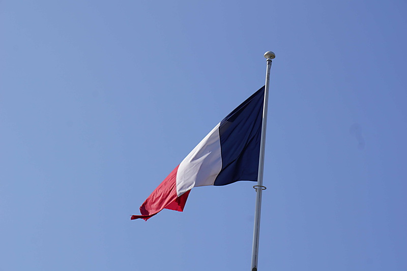 freedom, national icon, tat, clear sky, copy space, pays, outdoors, rouge, independence, bleu, sunny, flag, striped, waving, vent, no people, nation, drapeau francais