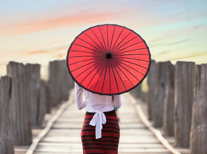 protection, visit, focus on foreground, Elegant, Asia, outdoors, Behind, oil, child, Woman, orange color, Umbrella, tourism, Photography, Travel, Girl