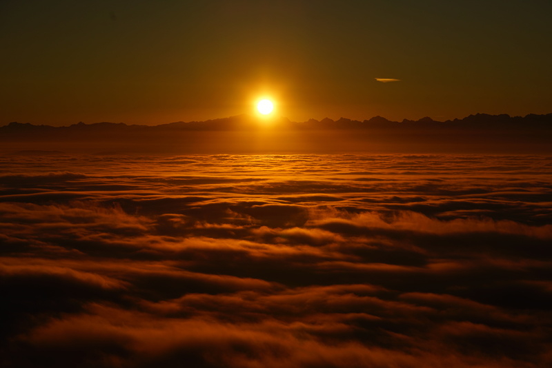 alpine, nebellandschaft, nature, selva marine, nebula glow, backgrounds, dramatic sky, outdoors, sea of fog, vibrant color, mountain range, scenics, mountains