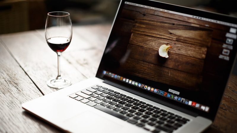 1080P, mark, glass, bitten, Apple, creative, sign, laptop, still life, wine, from lolita777, Corporation