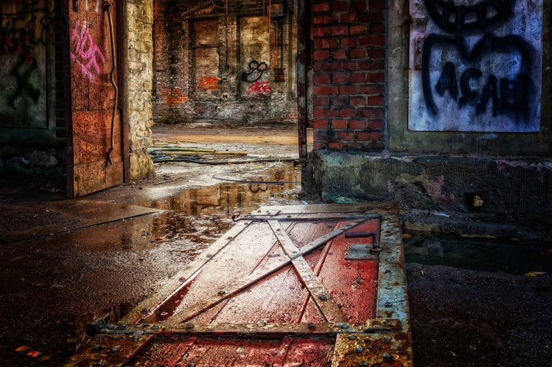 masonry, built structure, 5K, weathered, door, lost places, decline, graffiti, abandoned places, brick, wall, gate, building, damaged, outdoors, house