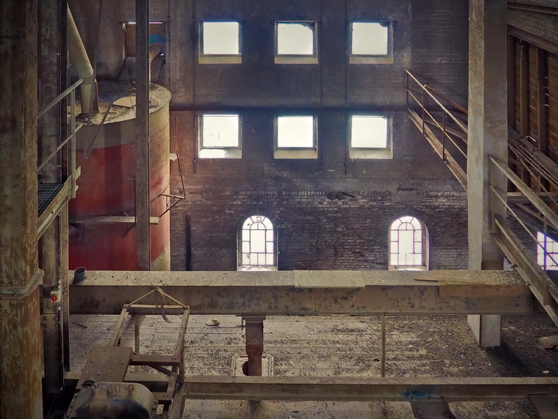 silo, end, empty, abandoned, weird, atmosphere, run down, pillar, factory, broken, room, history, obsolete, building, lapsed, break up, dilapidated, transience