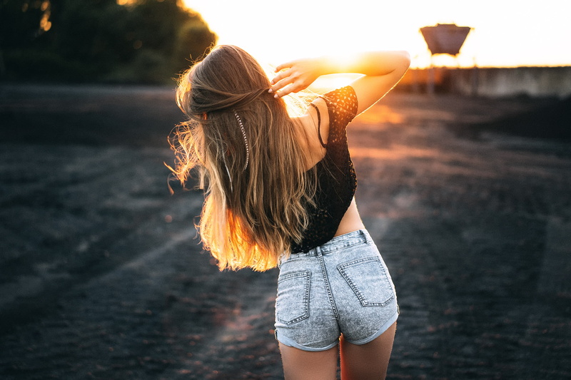 hair, Martin Kühn, Dominica, 1080P, shorts, sunlight