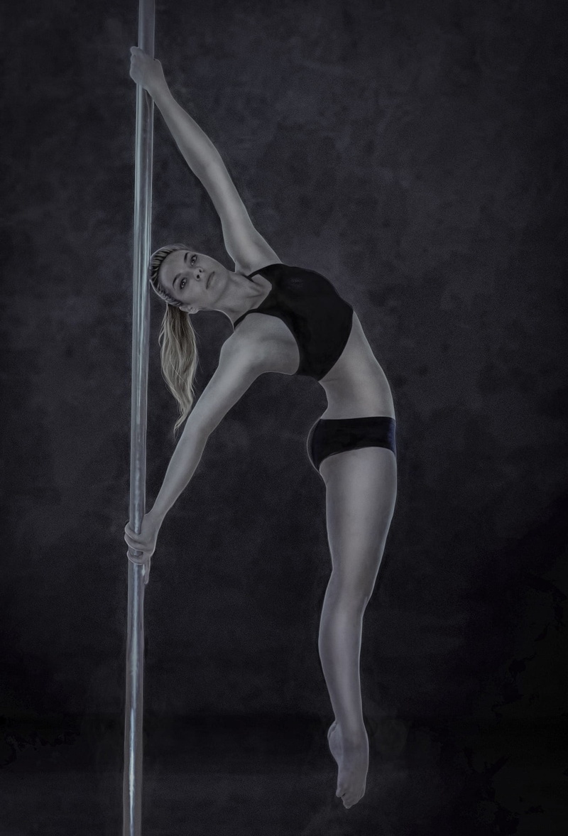 dancing, human, ballet, full length, activity, healthy lifestyle, portrait, girl, lifestyles, studio shot, elegance, performance, indoors, gymnastics, dance