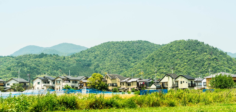outdoor, outdoors, plant, nature, travel, mountains, 5K, tree, trees, no people, built structure, house, vacation, green, grass, rural, building, village