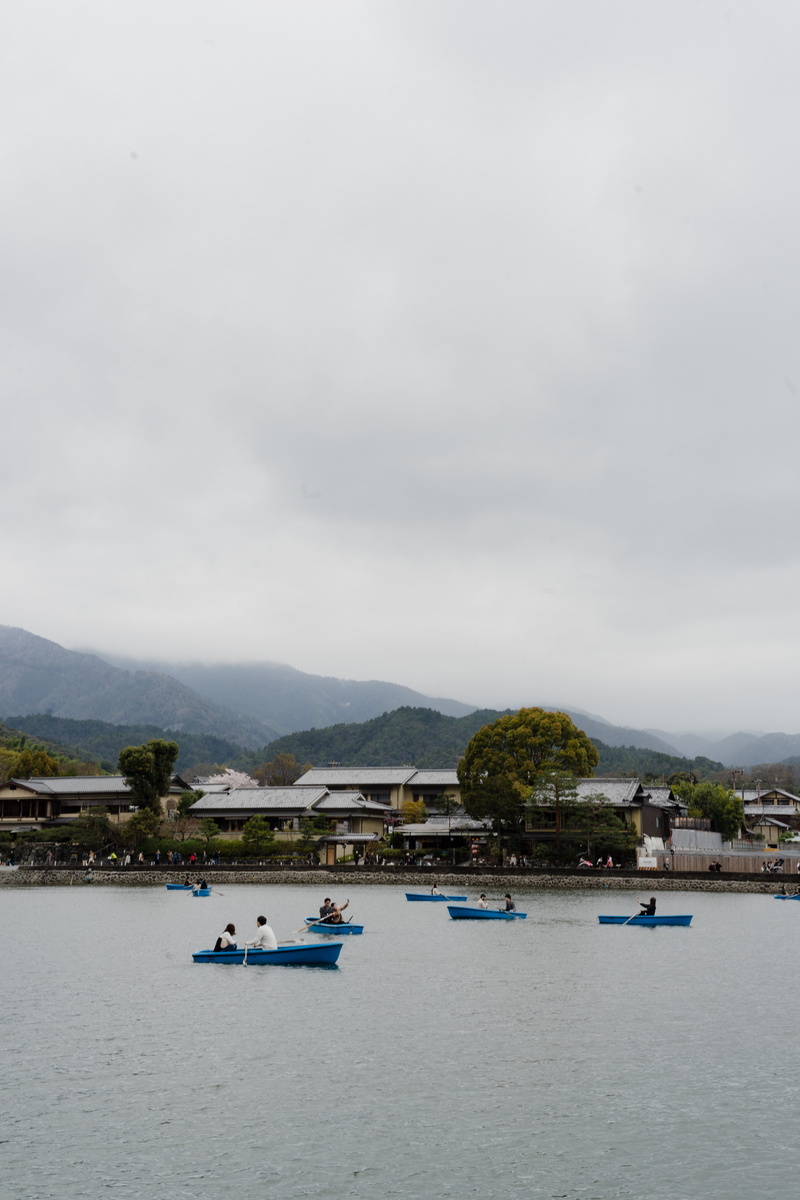 travel, mode of transportation, kyoto, arashiyama, outdoors, cloud - sky, lover, architecture, transportation, tranquility, waterfront, 5K, river, beauty in nature