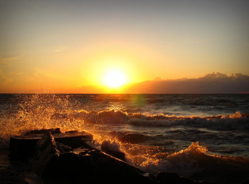 Sun and Sky, outdoors, lens flare, erie, lake erie, sky, tranquil scene, sunlight, tranquility, wave, horizon, 2K, water, body, Gold, motion, Sunset, horizon over water