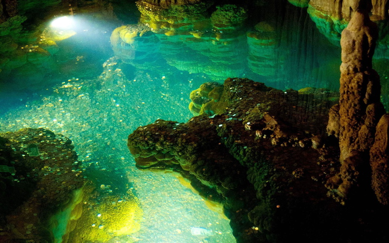 underwater, beauty in nature, nature, 2K, rock, lake, rock formation, stone, no people, animals in the wild, caverns, water, dream, photo, animal wildlife