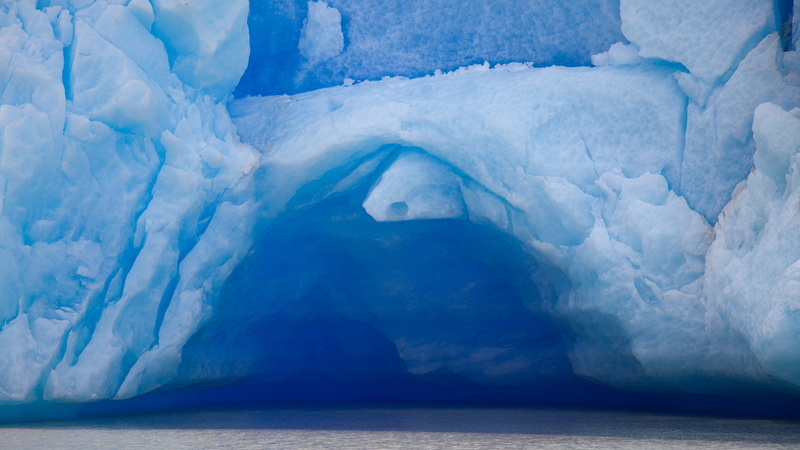 frozen water, no people, cavern, day, cold temperature, pet, iceberg, environment, ocean, melting, 5K, non-urban scene, scenics - nature, photo, nature