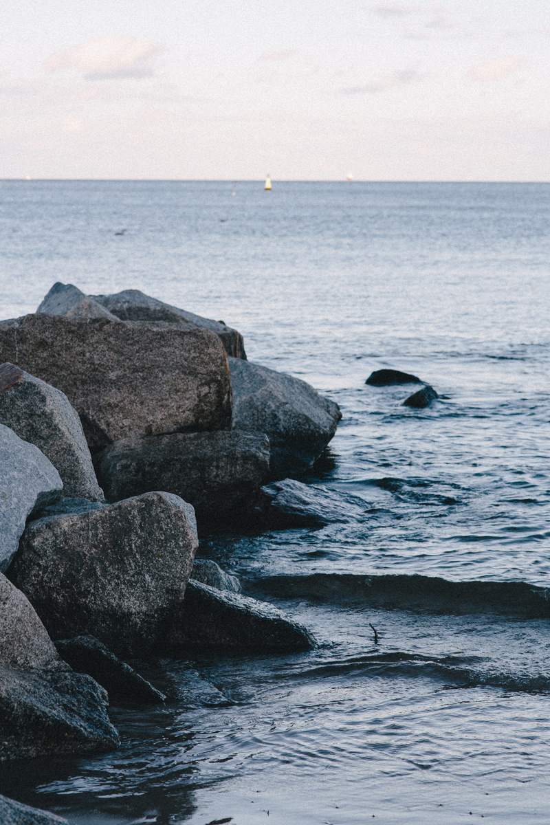 cloud - sky, horizon, sky, groyne, scenics - nature, coastline, nature, ocean, rocks, outdoors, waters Edge, idyllic, blue, beauty in nature, solid, scenics