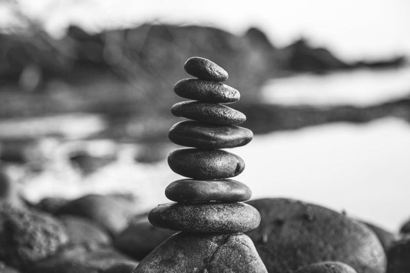 balance, black and white, stack, stone, peace, stable, day, 5K, water, land, solid, close-up, boulder, harmony, tranquil Scene, pile, sea, arrangement