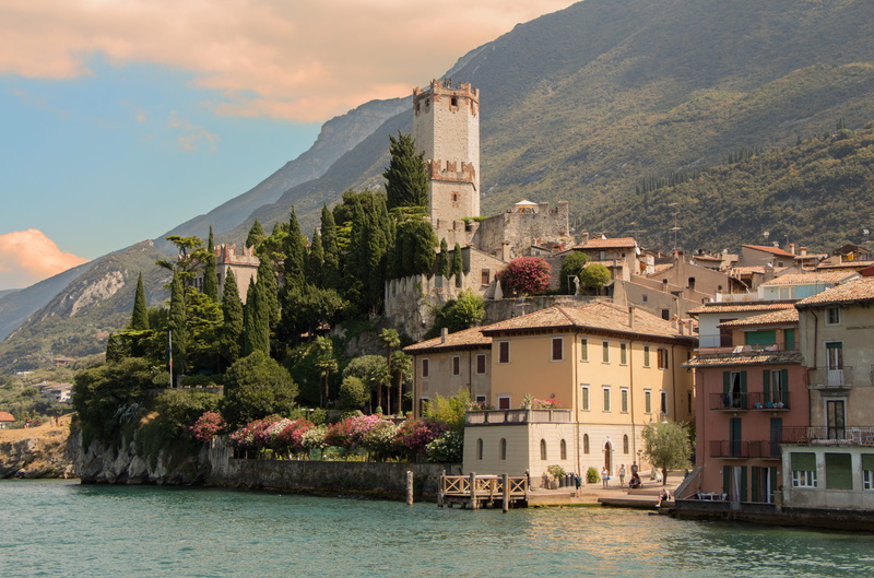 transportation, daytime, fortress, tree, lake garda, nature, outdoors, no people, brown, borg, water, residential district, mountain, malcesine, sky, plant