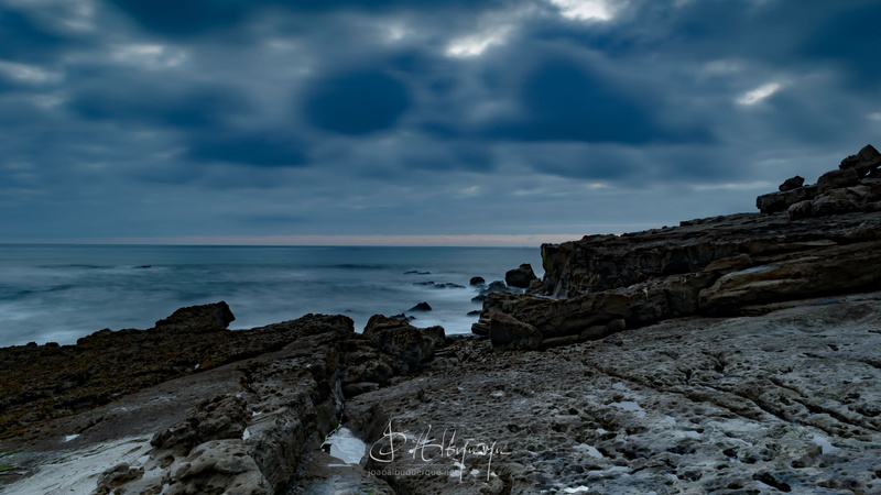painting, de, nikon, D5100, outdoor, rocky, são bernardino, sea, rocky mountain, coastline, beach, rocks, peniche  portugal, beside, ocean, nature, time
