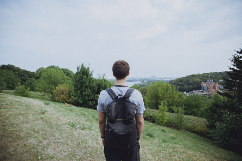 киев, casual clothing, waist up, sky, bridge, nature, leisure activity, real people, green color, panorama, land, town, day, three quarter length, plant