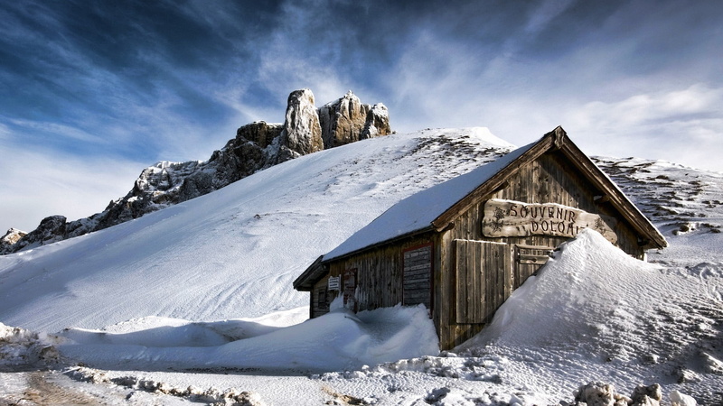 wood, snowy peak, beauty in nature, snow, cloud - sky, mountain peak, hill, winter, 1080P, ice, sport, hut, mountain range, nature, cold temperature, scenics - nature