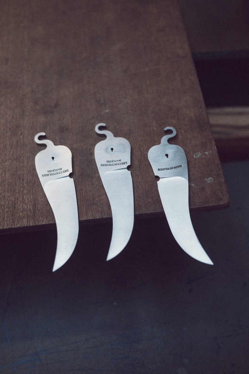 clothespin, gemstone, 4K, apparel, art and craft, still life, three, no people, jewelry, clothing, indoors, weapon, metal, wood - material, hook, decors