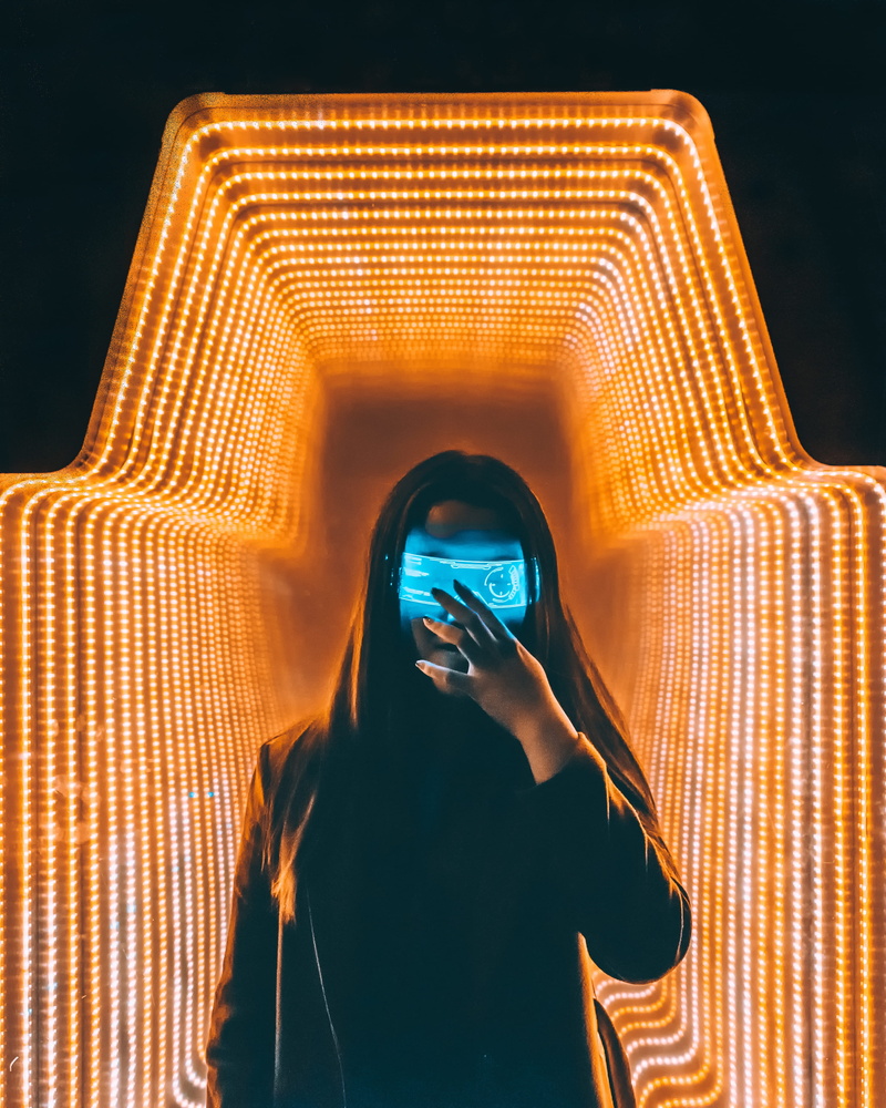 smart phone, screen, black, girl, hands, real people, colors, using phone, lights, body, hand, black background, lady, contemporary, female, lips, young