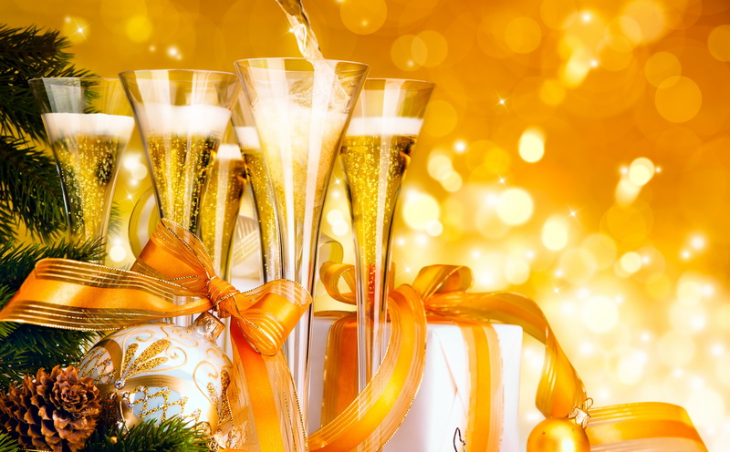 alcohol, clear, still life, New Year, celebration, indoors, five, holiday, drink, lighting equipment, glass, glasses, new, christmas ornament, drinking