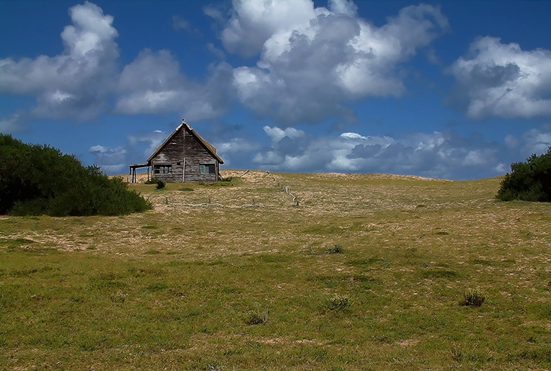 no people, day, 4K, outdoors, cabin, bella, bleak, holiday, beauty, field, building, tranquil scene, cloud - sky, landscape, land, uruguay, rest, building exterior