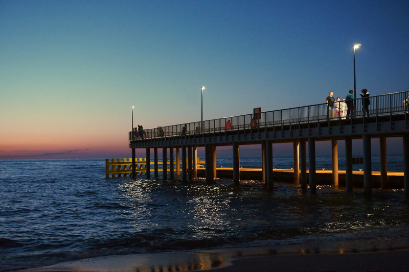 waterfront, two people, outdoors, molo, wakacje, men, sunset, sea, falochron, wieczór, tranquility, nature, nastogadka, pier, water, sky, 5K, tranquil scene
