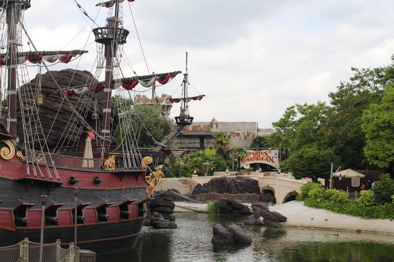 river, fishing industry, disney, Disneyland Paris, water, pirates, mode of transportation, fishing boat, tree, 5K, cloud - sky, nautical vessel, day, Pirate