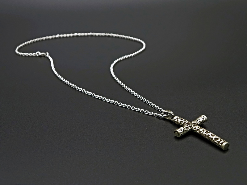 silver, expense, ornate, pendant, indoors, elegance, fashion, god, luxury, spiritual, metal, art and craft, crucifix, silver colored, black background