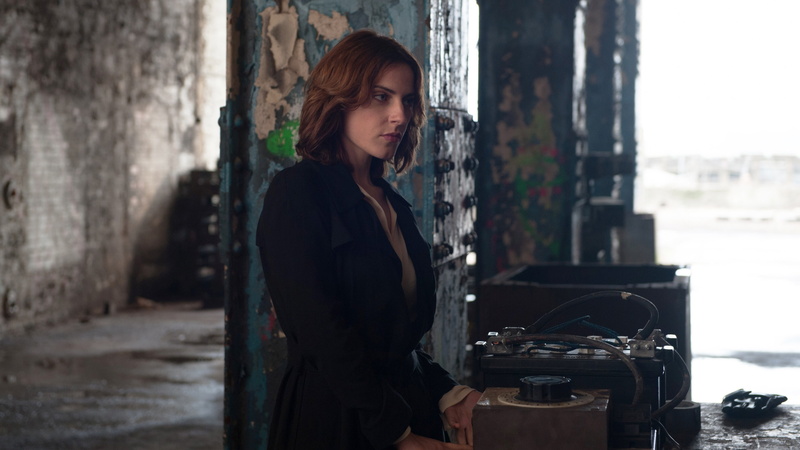Antje Traue, Criminal, woman, near, wall, jacket, standing, Best Movies of 2016, black, 4K