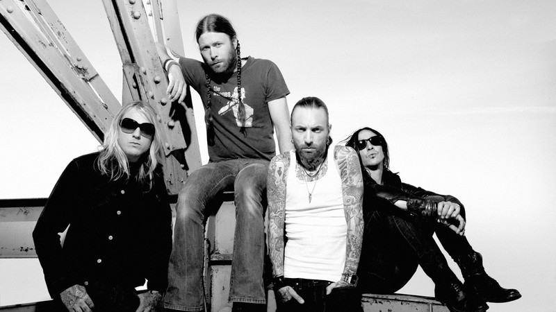 lifestyles, real people, dress, men, group Of People, adult, backyard babies, urban Scene, males, monochrome, black, s, 1080P, band, caucasian Ethnicity
