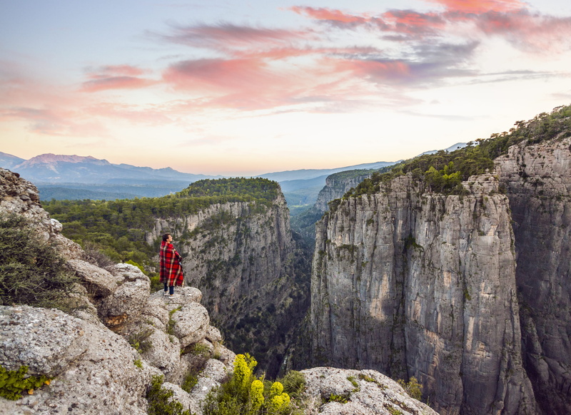 tranquility, travel, nature, V A, rock - Object, outdoors, men, people, front, beauty in nature, cliff, daytime, sky, S I, shirt, I S, cloud - sky, adult