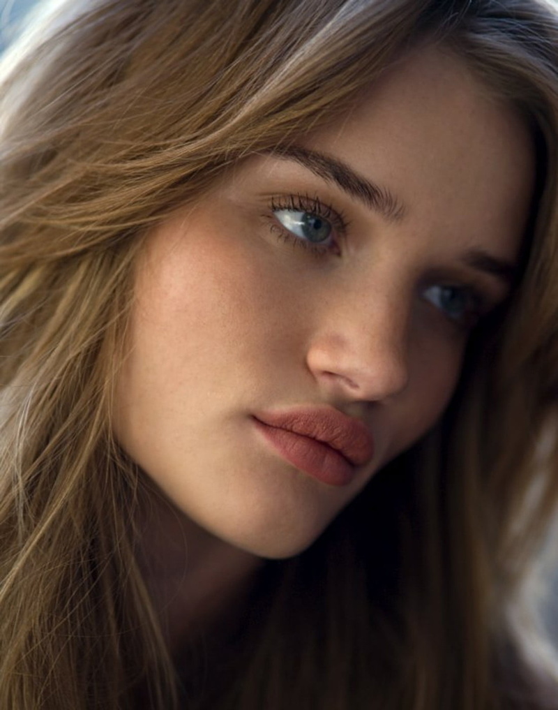 hair, adult, young adult, emotion, beautiful people, portrait, teenager, long hair, looking at camera, Rosie Huntington-Whiteley, one person, hairstyle