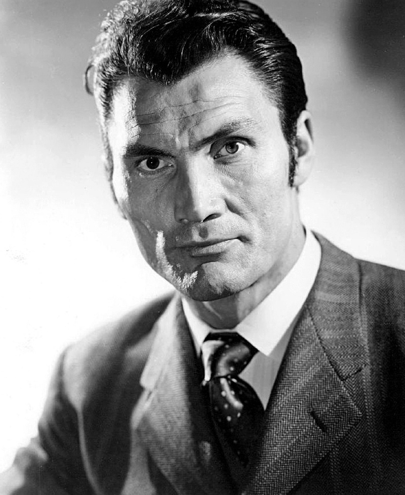business person, mature men, 1080P, well-dressed, hollywood, tv, frowning, entertainment, retro, males, city slickers, manager, adult, business, one person