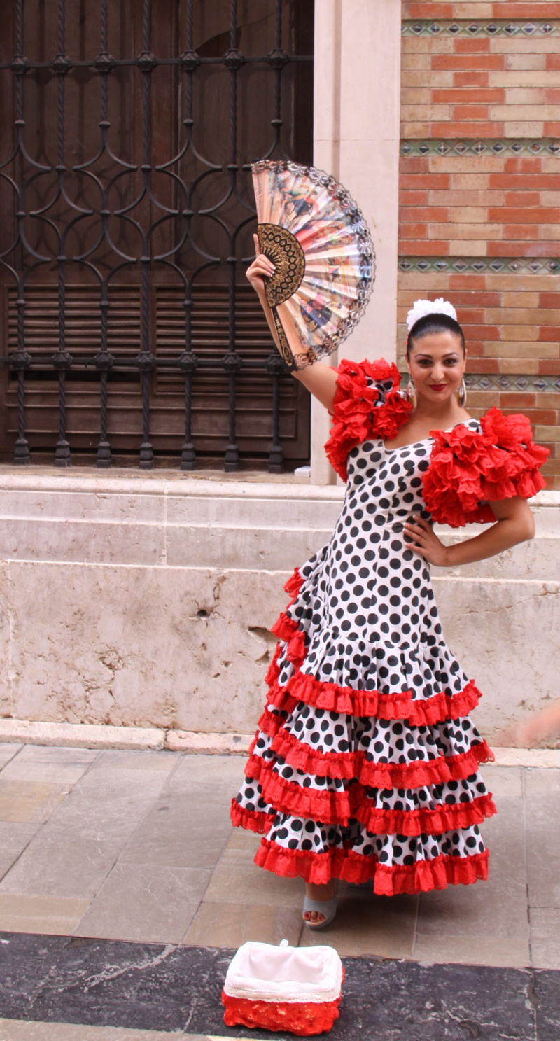 gadekunstner, flamenco dancer, dress, spanish, portrait, range, young women, building exterior, ruffles, dancer, young adult, one person, front view, women