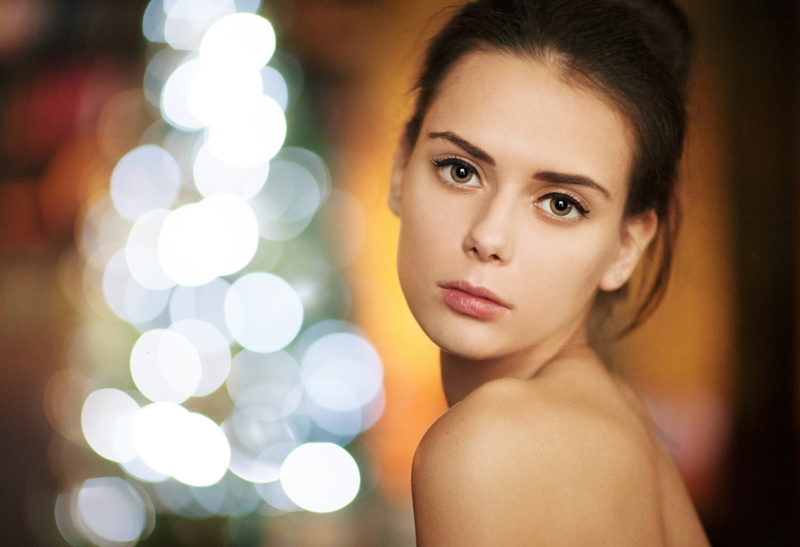 beautiful woman, emotion, innocence, face, shirtless, indoors, focus on foreground, beauty, looking, headshot, looking at viewer, bare shoulders, Maxim Maksimov