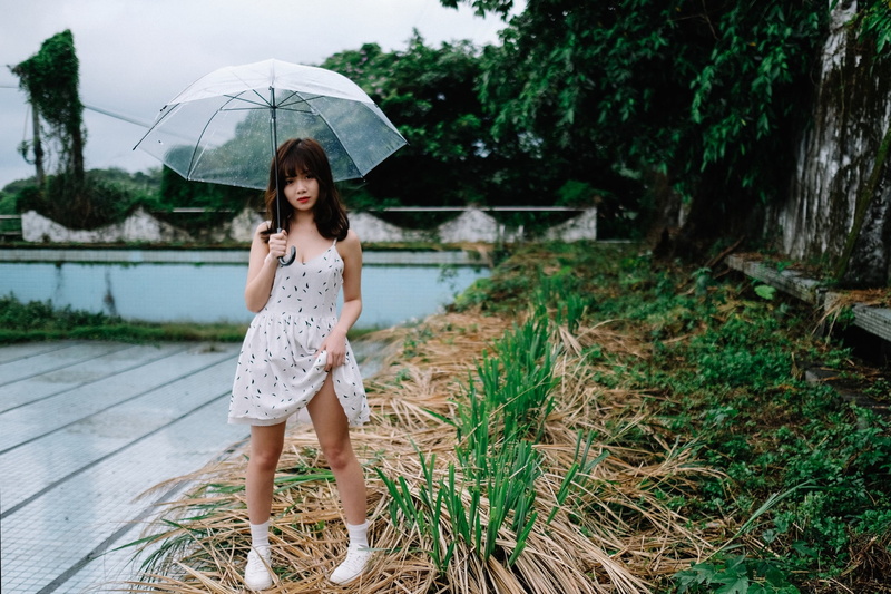 umbrella, dress, white dress, teen, lifting dress, sneakers, Asian, brunette, women outdoors, socks, 1080P, women, red lipstick, looking at viewer, outdoors