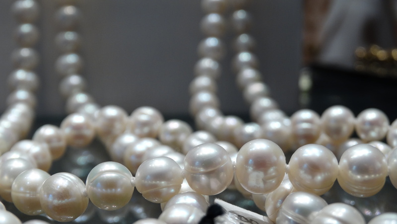 shiny, wealth, jewelery, fashion, jewelry, accessory, decoration, pearl Jewelry, no people, bead, precious Gem, gemstone, elegance, ornate, backgrounds