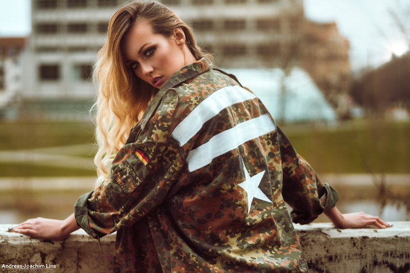 depth of field, blonde, portrait, jacket, 5K, women outdoors, looking over shoulder, Andreas-Joachim Lins, women