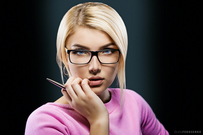 sweater, blonde, face, pink sweater, women, blue eyes, 1080P, women with glasses
