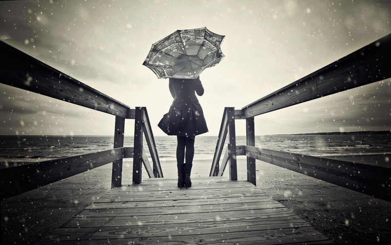 trench coat, women outdoors, 1080P, women, rain, umbrella, model