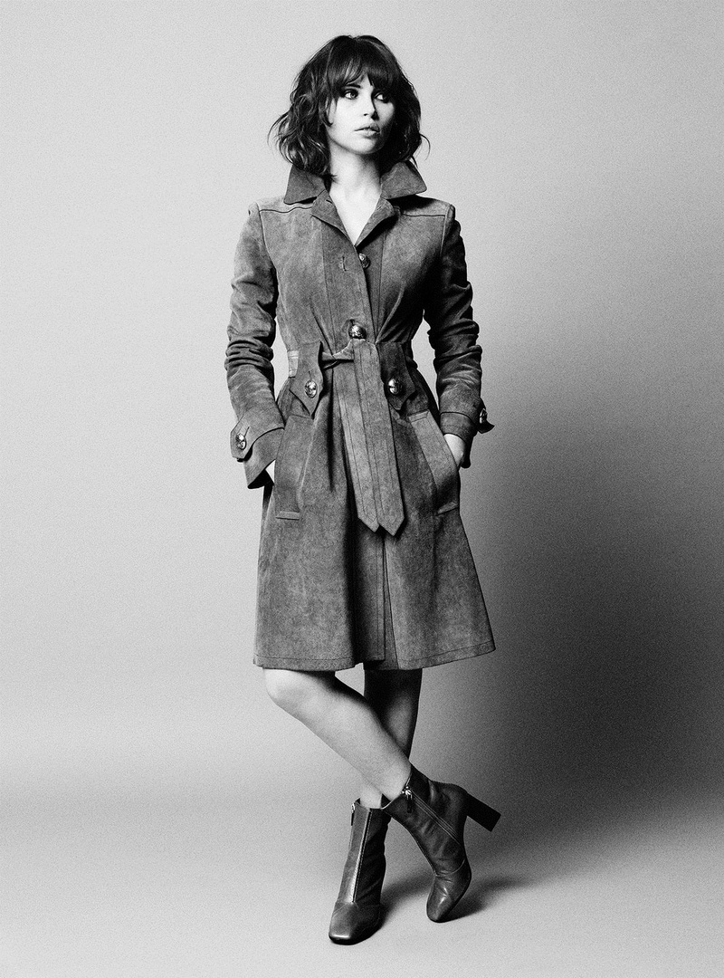 Felicity Jones, actress, leather boots, women, 720P, monochrome, trench coat, grain, coats, looking away, simple background