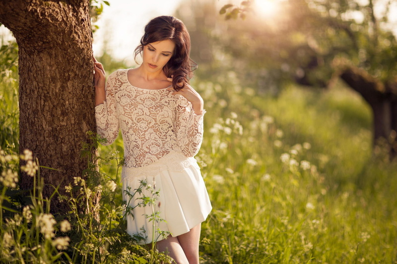 light, greens, photographer, 1080P, girl, flowers, Maarten Quaadvliet, tenderness