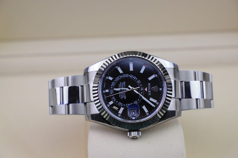 metal, stylish, watch, clock, men, shape, 4K, close-up, time, alloy, luxury watch, still life, omega, style, exclusive, focus on foreground, geometric shape