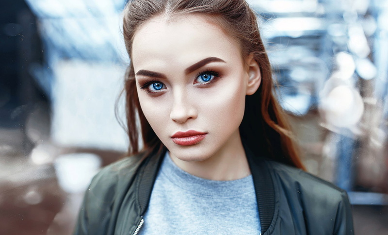 beautiful people, close-up, hairstyle, headshot, hair, young adult, Anastasia Lis, blue eyes, beauty, brunette, front view, face, casual clothing, focus on foreground