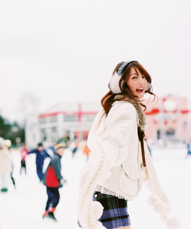 Asian, positive emotion, adult, young women, redhead, hair, city, women, ice, Visual Young Jum, brown hair, looking at camera, ear muffs, architecture