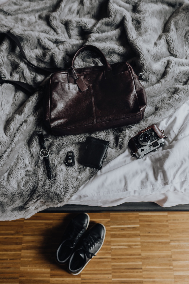 absence, male, brown, furniture, wood - material, indoors, no people, still life, mens, close-up, sheet, clothing, leather bag, 4K, casual, accessories