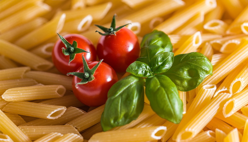 basil, no people, close-up, raw, italy, fruit, kitchen, cook, nutrition, noodle dish, spaghetti, vegetable, raw food, indoors, benefit from, herb, healthy eating